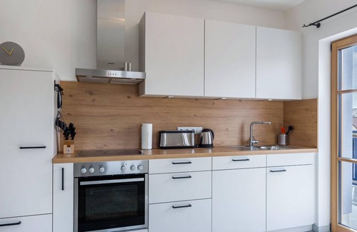 Gilching Apartment | Apartment 'Maria' at the Schloegelhof with Wi-Fi & Balcony