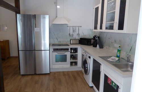 Jena Apartment | Apartment Martin Luther, 3 bedrooms, free Wifi, free parking, close to the center