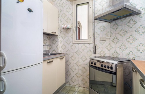 Recanati Apartment | Apartment 'Mary's Home' with Sea View and Balcony
