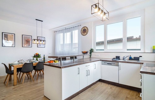 Fluorn Apartment | Apartment 'Mäxle's Loft' with Shared Garden and Wi-Fi