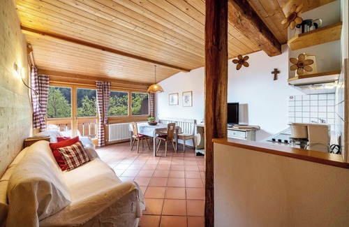San Pancrazio Apartment | Apartment 'Mayrhof Tanne' with Mountain View, Wi-Fi, Balcony & Garden