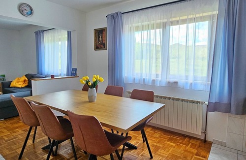 Catrnja Apartment | Apartment Milka, (16260), Smoljanac, Croatia