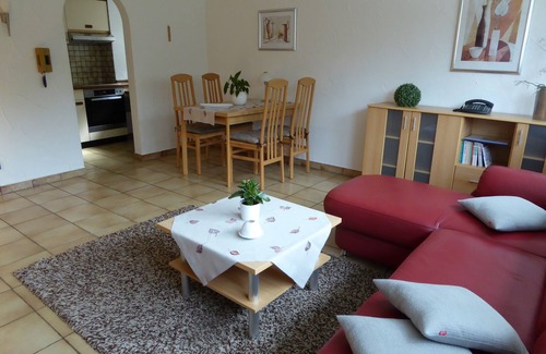 Sankt Ingbert Apartment | Apartment mit Gartenblick