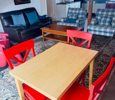 Kelkheim Apartment | Apartment mit schöner Aussicht auf den Großen Feldberg & Burg Königstein