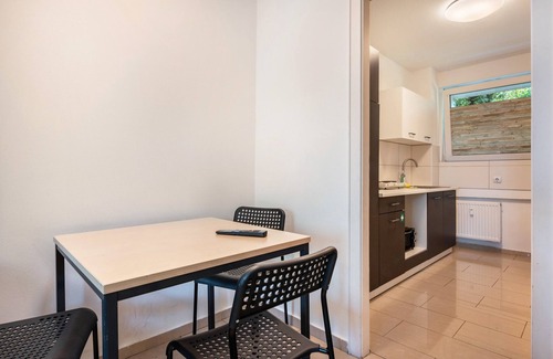Delmenhorst Apartment | Apartment 'Mk Apartments Delmenhorst 1' with Balcony and Wi-Fi
