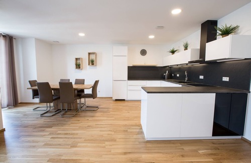 Kornwestheim Apartment | Apartment - Modern and exclusive 4-room apartment