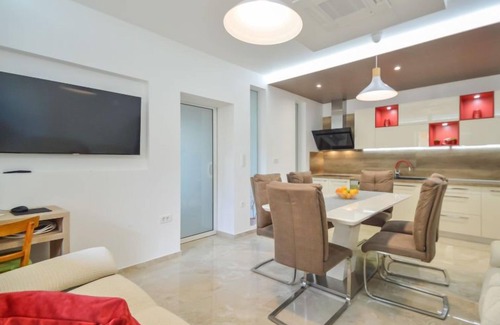 Arbanija Apartment | Apartment Mornar by Interhome