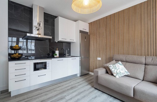 Cambados Apartment | Apartment 'Muelle' with Sea Views and Wi-Fi