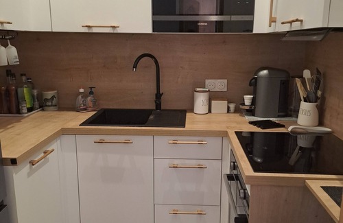 Convention Apartment | Apartment Narbonne Centre first floor two steps from the train station
