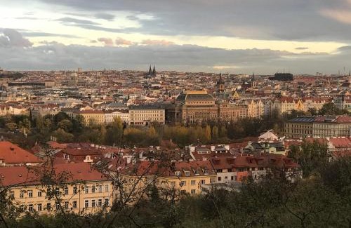 Mala Strana Apartment | Apartment Nebovidy II - Air Conditioning - Historic City Center