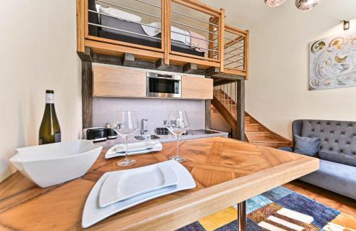 Mala Strana Apartment | Apartment Nebovidy II - Air Conditioning - Historic City Center