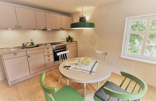 Neuwilthen Apartment | Apartment "Nelke" - Apartments Gutshof Schirgiswalde
