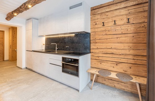 Prateria Apartment | Apartment 'Obermarhof Apt Almrose' with Mountain View, Shared Garden and Wi-Fi