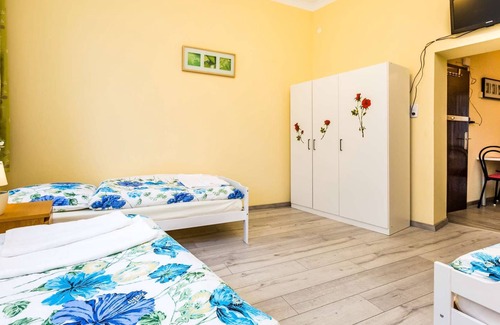 Muelheim Apartment | Apartment on the ground floor (W4) - 3 single beds