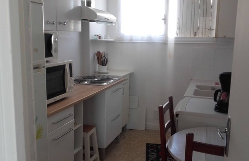 Le Mans Apartment | Apartment on the ground floor over-high (8 steps)