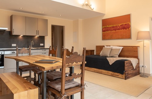 Wessling Apartment | Apartment on the horse farm!