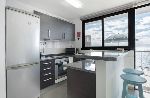 Jardim do Mar Apartment | Apartment 'Original Wave House' with Sea View, Wi-Fi and Air Conditioning