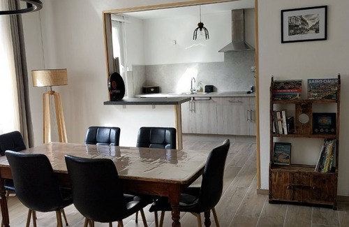 Saint-Omer Apartment | Apartment overlooking Notre Dame Cathedral, Hyper center.