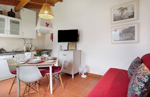 Banzao Apartment | Apartment 'Páteo Da Várzea 3' with Shared Garden and Wi-Fi
