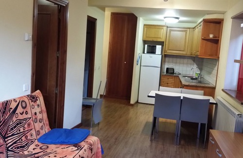 Boi Apartment | Apartment 'Planta Baja Con Terraza Boi Taull' with Mountain View, Private Terrace and Private Garden