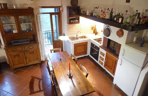 Bagni di Lucca Apartment | Apartment Poesia 2 bedrooms/pool and garden in Bagni di Lucca