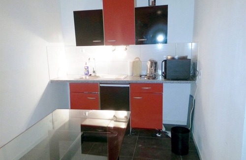 Haan Apartment | Apartment-Private Bathroom