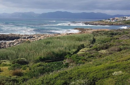 De Kelders Apartment | Apartment Royal Whale Watching in Gansbaai - De Kelders - 4 persons, 2 bedrooms