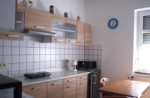 Schoeneck Apartment | Apartment "Rose" with Shared Garden