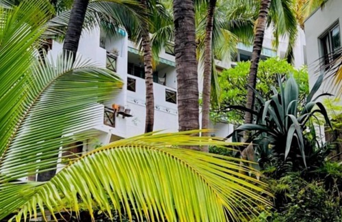 Boucan Canot Apartment | Apartment Saint Gilles - Boucan beach 300 m away