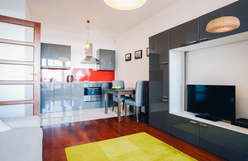 Srodmiescie Apartment | Apartment Sea Towers I with loggia and sea view