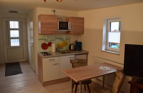 Leubnitz-Neuostra Apartment | Apartment Seebachstrasse