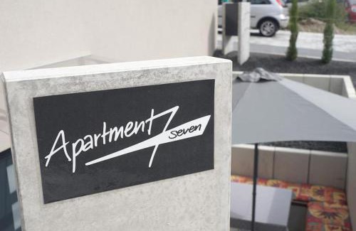 Ringsheim Apartment | Apartment Seven