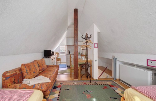 Grossheppach Apartment | Apartment 'Sila 3' with Shared Terrace and Wi-Fi