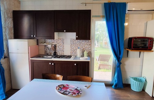 Torre Chianca Villa | Apartment sleeps 4 in a villa 100m from the sandy sea
