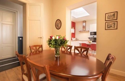 Historical Center Bruges Apartment | Apartment St-Donaas - 2 bedrooms - ground floor