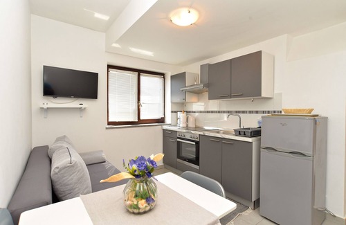 Valbandon Apartment | Apartment Stana 242