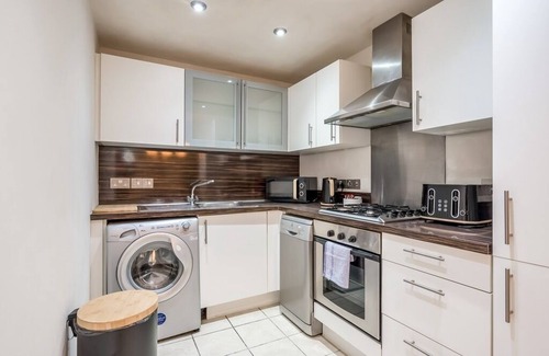 Belfast City Centre Apartment | Apartment-Superior-Private Bathroom-City Centre 2-Bed