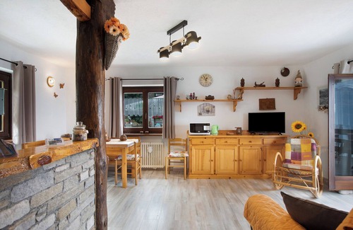 Gerdaz Apartment | Apartment 'Sylvie' with Mountain View, Shared Terrace and Wi-Fi