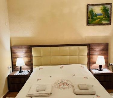 Chugureti Apartment | Apartment Taleri