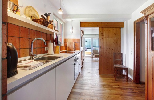 Altglashutten Apartment | Apartment 'Tannenzäpfle' with Private Terrace, Shared Garden and Wi-Fi