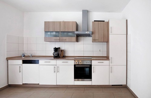 Deffingen Apartment | Apartment 'Thea' with Private Terrace, Private Garden and Wi-Fi