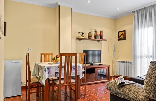 Riberas Apartment | Apartment 'Trichorio' with Mountain View and Private Garden