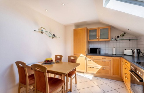 Bestwig Apartment | Apartment 'Urban' with Mountain View, Balcony and Wi-Fi. Only for tourism purposes.