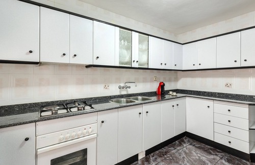 Calar de la Santa Apartment | Apartment 'Villacalar Il' with Mountain View, Private Garden and Wi-Fi