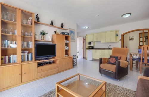 Chayofa Apartment | Apartment Villasol Pet-Friendly, with Pool, Wi-Fi, Terrace, Mountain and Sea Views