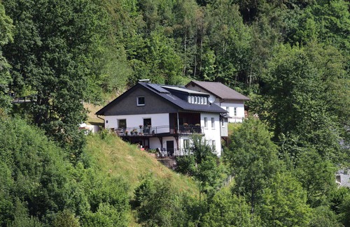 Nordenau Apartment | Apartment 'Voege' with Mountain View, Private Terrace and Wi-Fi