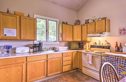 Millerton Apartment | Apartment w/Shared Deck & View of Cowanesque Lake