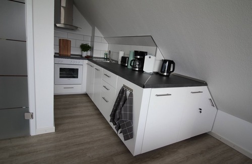 Norderhafen Apartment | Apartment 'Watt'n Utsicht' with Sea View, Balcony and Wi-Fi