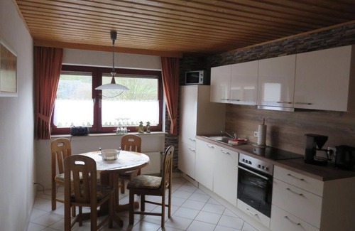 Kalt Apartment | Apartment Weber - 4-bed apartment with balcony
