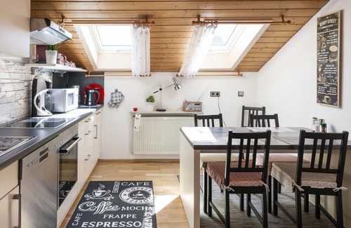 Ebersberg District Apartment | Apartment "Wendelsteinblick" between city, lakes & mountains